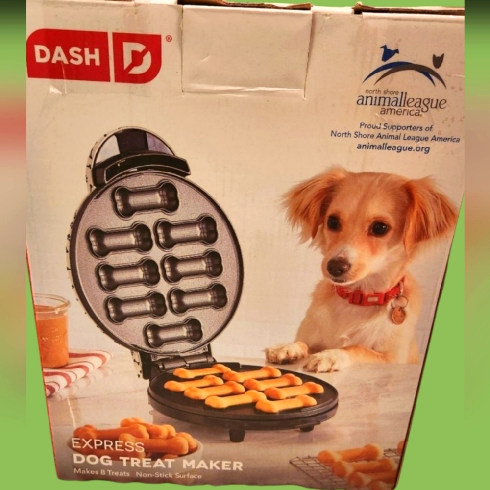 Dash Dog Treat Maker NIB